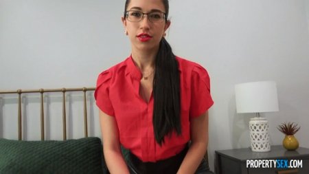 Секретарша согласилась быть любовницей